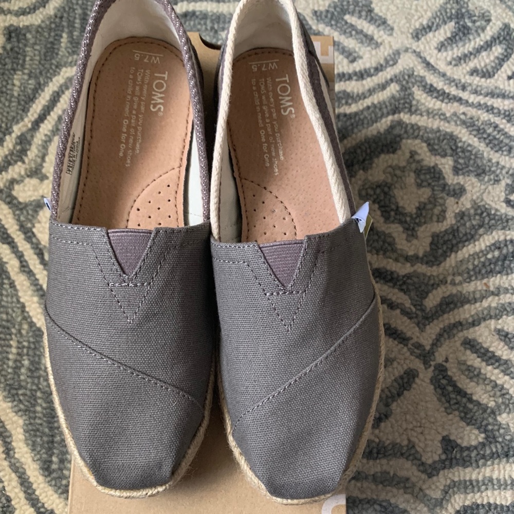 Toms Classic 🦩